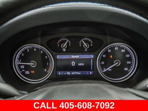 Used 2024 Buick Enclave Essence w/ Sport Touring Edition FWD image 57