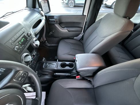 Used 2018 Jeep Wrangler Sport w/ Trailer Tow Group image 18