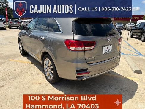 Used 2017 Kia Sorento SX FWD image 10