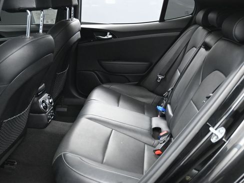 Used 2023 Kia Stinger GT-Line image 29