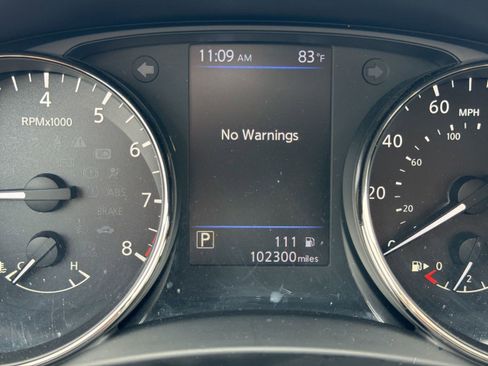 Used 2019 Nissan Rogue Sport SL FWD image 17