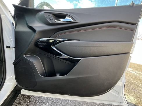 New 2026 Chevrolet Trax RS w/ Driver Confidence Package image 18