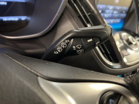 Used 2015 Ford C-MAX Energi SEL w/ Equipment Group 302A image 21