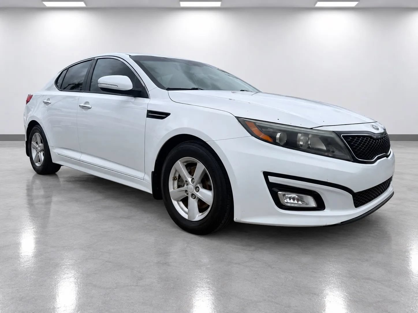 Used 2015 Kia Optima LX w/ LX Convenience Plus Package FWD image 3
