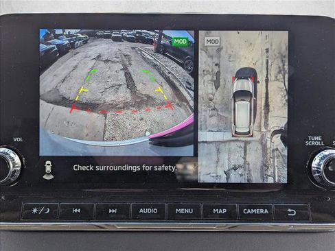 Used 2023 Mitsubishi Outlander SE image 14