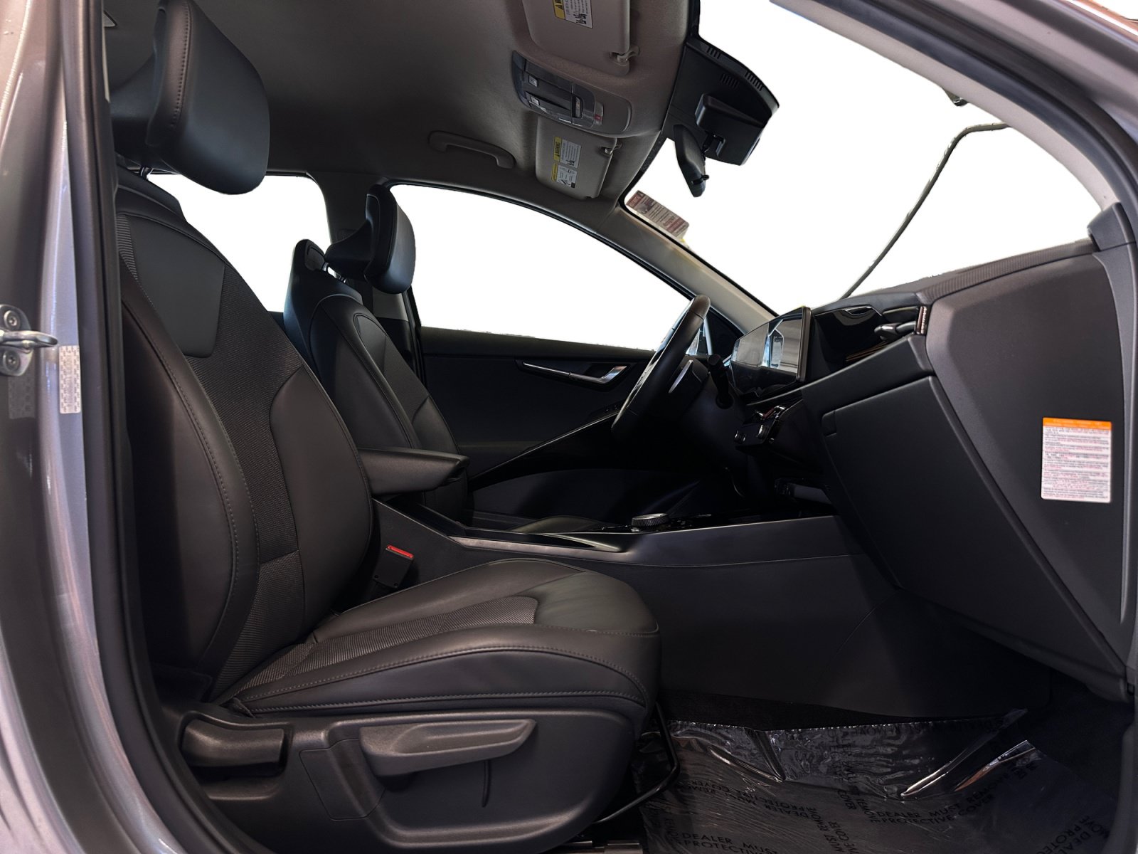 Used 2024 Kia Niro Wind FWD image 15