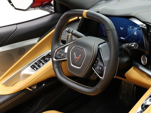 Used 2023 Chevrolet Corvette Stingray Premium Conv w/ Z51 Performance Package RWD image 84