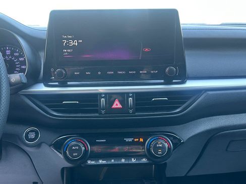 Used 2023 Kia Forte GT-Line w/ GT-Line Premium Package FWD image 23
