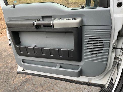 Used 2016 Ford F250 XLT image 14