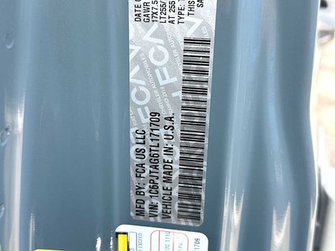 New 2026 Jeep Gladiator Sport image 22