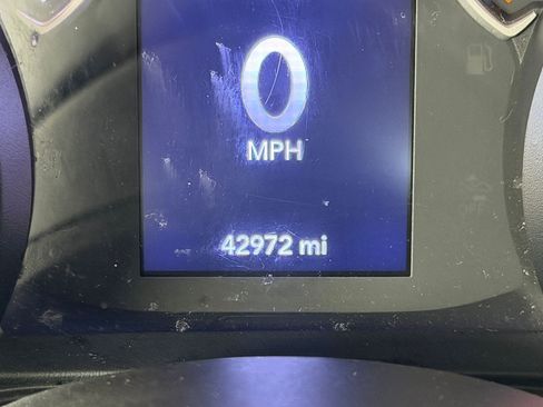 Used 2024 Jeep Wrangler Sport image 17