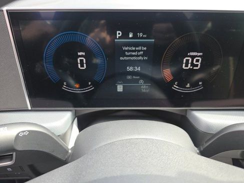 Used 2025 Hyundai Sonata SE image 23