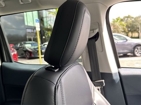 Used 2024 Ford Maverick Lariat w/ Black Appearance Package image 21