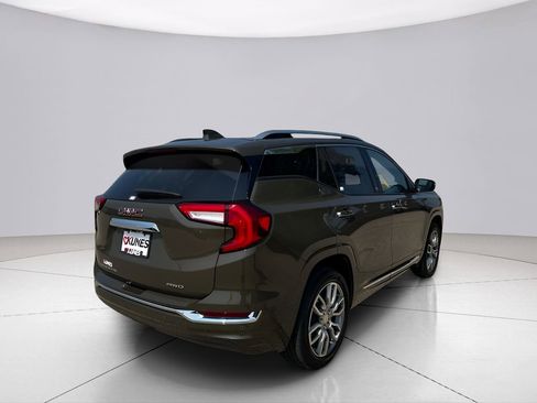 Used 2023 GMC Terrain Denali image 7