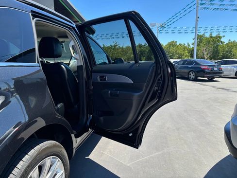 Used 2015 Lincoln MKX AWD w/ Equipment Group 101A image 13