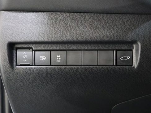 Used 2023 Toyota Venza Nightshade AWD/4WD image 20
