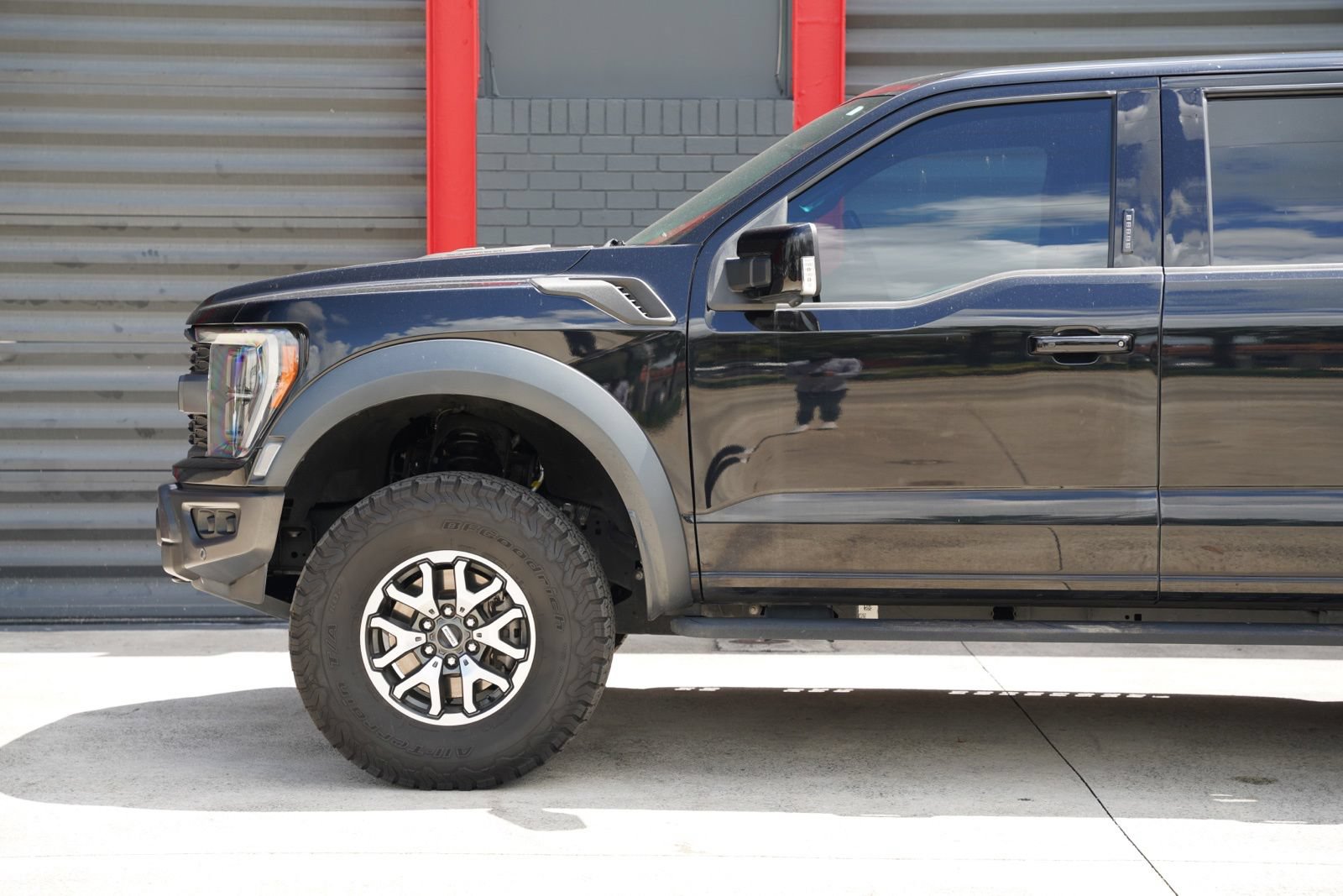 Used 2022 Ford F150 Raptor w/ Equipment Group 801A High AWD/4WD image 8