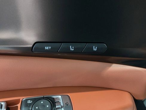 New 2026 Kia Carnival SX Prestige FWD image 11