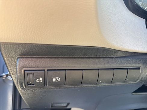 Used 2020 Toyota Corolla LE w/ Body Protection Package image 14