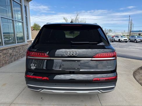 Used 2023 Audi Q7 2.0T Premium w/ Convenience Package AWD/4WD image 4