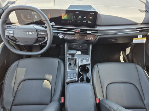 New 2026 Kia Sportage EX AWD/4WD image 13