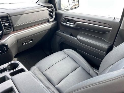 Certified 2024 GMC Sierra 1500 SLT image 14