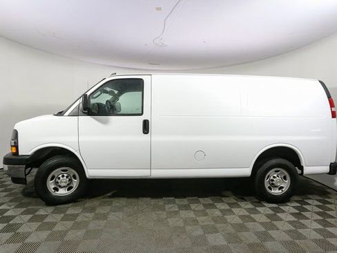 Used 2024 Chevrolet Express 2500 w/ Driver Convenience Package image 6