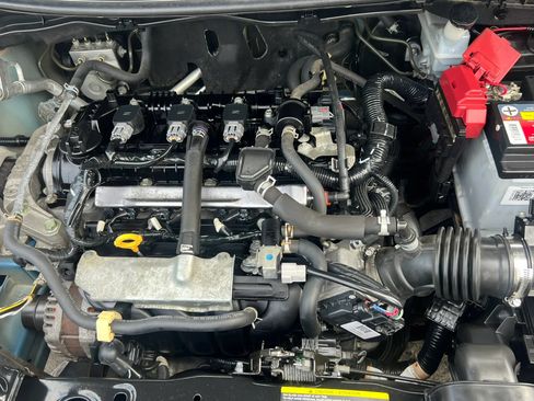 Used 2020 Nissan Versa S FWD image 34