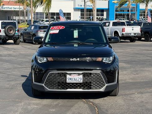 Used 2024 Kia Soul LX FWD image 2