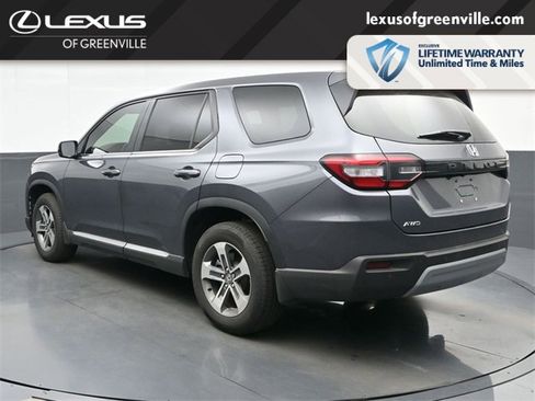 Used 2025 Honda Pilot EX-L image 6