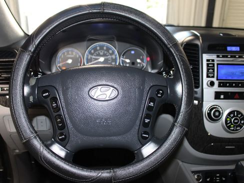 Used 2009 Hyundai Santa Fe SE w/ Premium Pkg 4 FWD image 10
