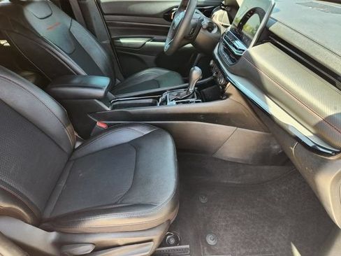 Used 2024 Jeep Compass Trailhawk AWD/4WD image 14