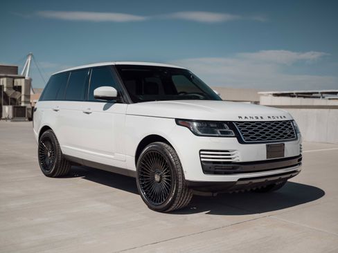 Used 2019 Land Rover Range Rover HSE AWD/4WD image 3