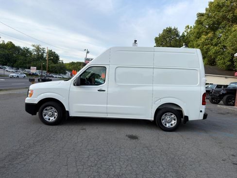 Used 2018 Nissan NV 2500 SV w/ Navigation Package RWD image 8