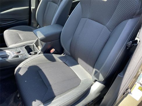 Certified 2023 Subaru Forester Premium AWD/4WD image 10