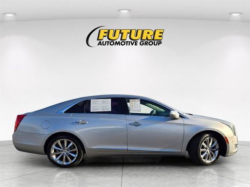 Used 2014 Cadillac XTS Luxury image 3