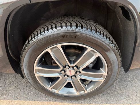 Used 2019 GMC Acadia Denali AWD/4WD image 15