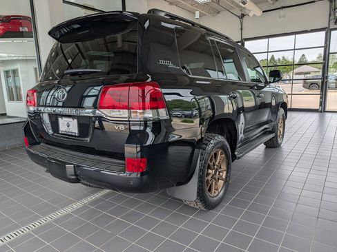 Used 2020 Toyota Land Cruiser Heritage Edition AWD/4WD image 4