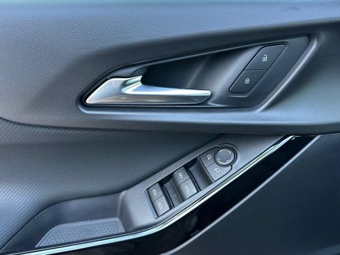 New 2026 Chevrolet Equinox LT w/ Safety and Technology Package FWD image 11
