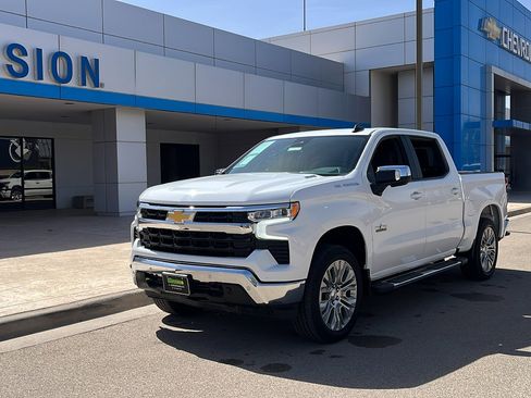 Used 2025 Chevrolet Silverado 1500 LT w/ Texas Edition Plus image 3