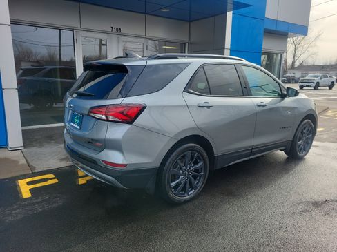 Certified 2024 Chevrolet Equinox RS w/ LPO, Floor Liner Package image 12