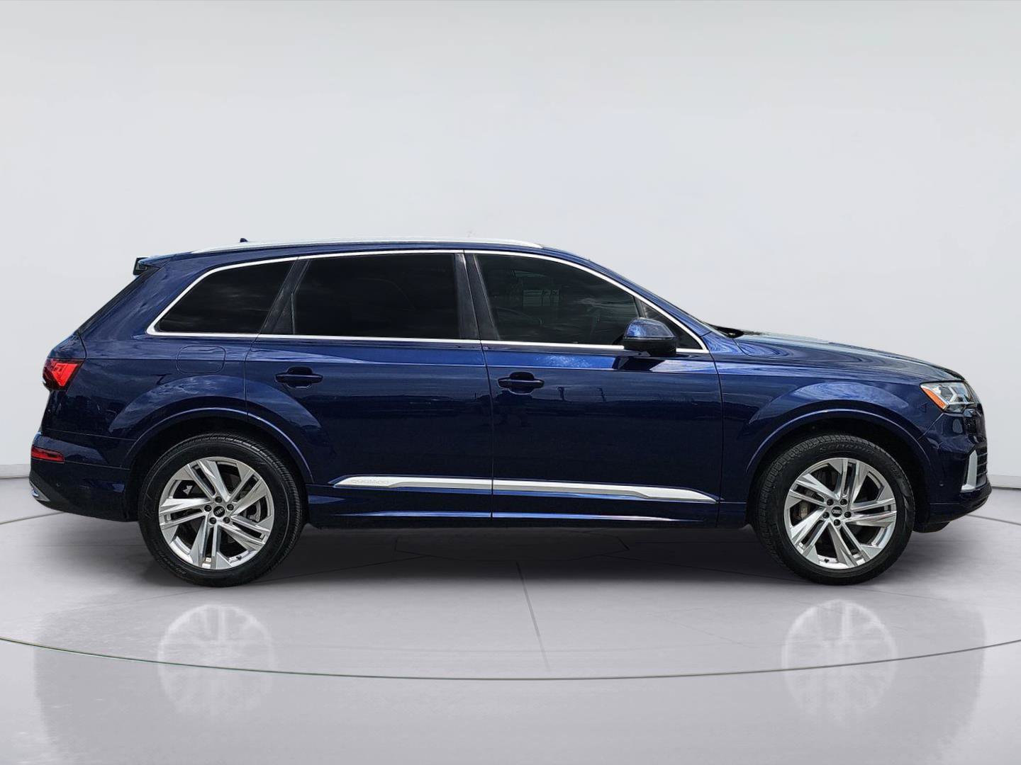 Used 2021 Audi Q7 2.0T Premium Plus w/ Premium Plus Package AWD/4WD image 6