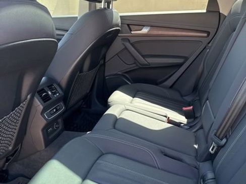 Used 2021 Audi Q5 2.0T Premium Plus w/ Premium Plus Package image 7