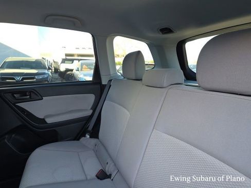 Used 2015 Subaru Forester 2.5i w/ Alloy Wheel Package image 6