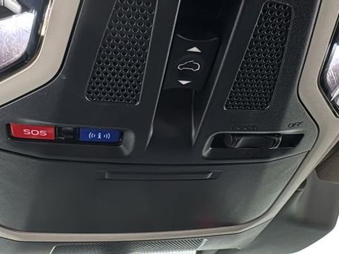 Certified 2024 Subaru Outback Premium image 35