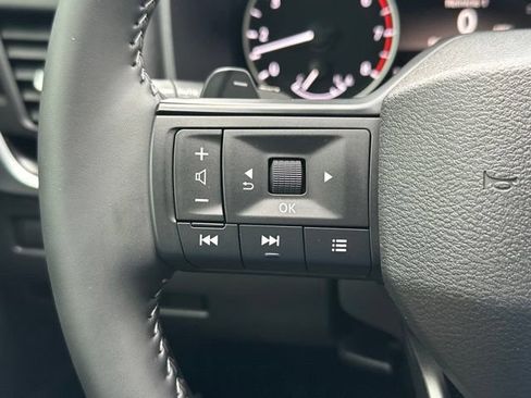 Certified 2026 Nissan Rogue SV AWD/4WD image 38