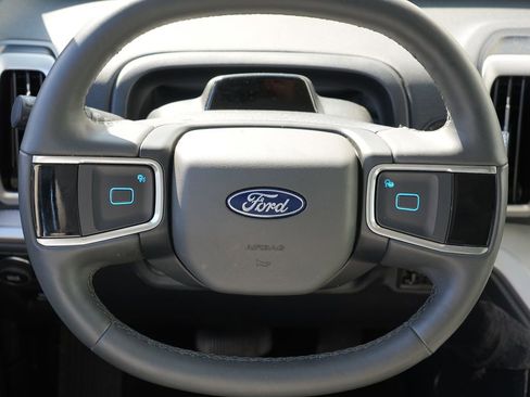 Used 2025 Ford Expedition Max Active image 23