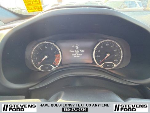 Used 2022 Jeep Renegade Latitude w/ Convenience Group AWD/4WD image 23
