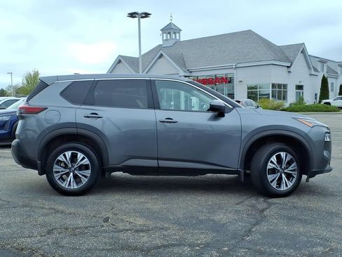 Certified 2023 Nissan Rogue SV AWD/4WD image 2