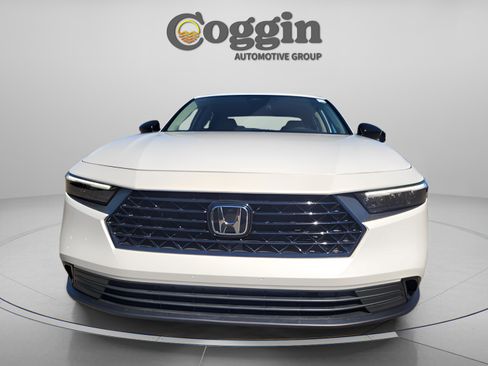 New 2025 Honda Accord SE image 6